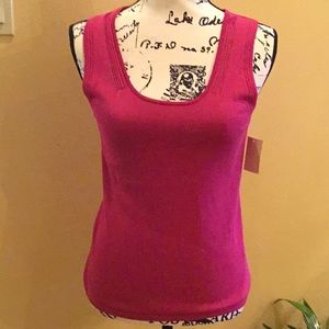 NWT sleeveless scoop neck sweater